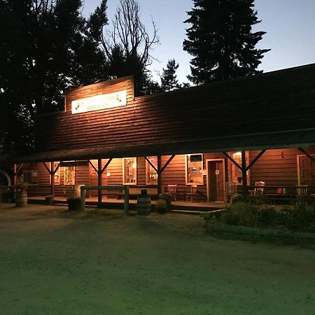 Wells Gray Guest Ranch Hotell Clearwater Eksteriør bilde