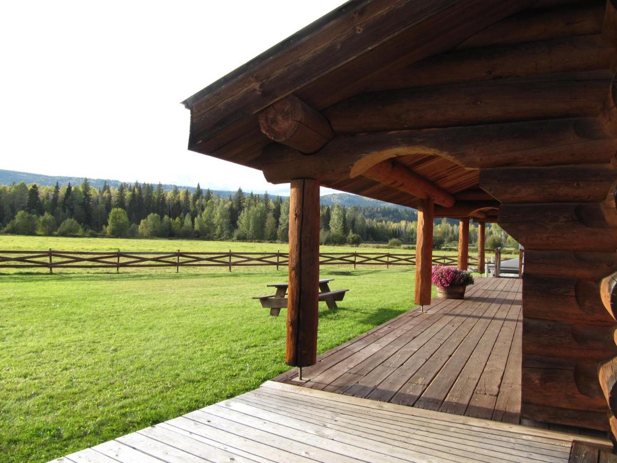 Wells Gray Guest Ranch Hotell Clearwater Eksteriør bilde