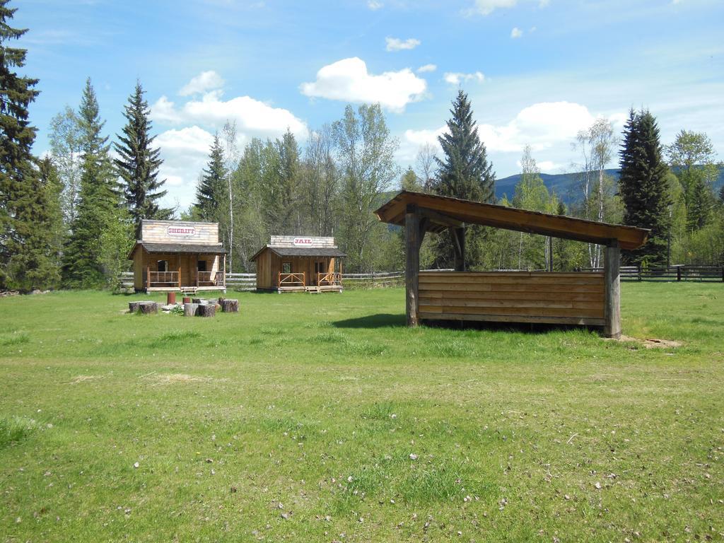 Wells Gray Guest Ranch Hotell Clearwater Eksteriør bilde