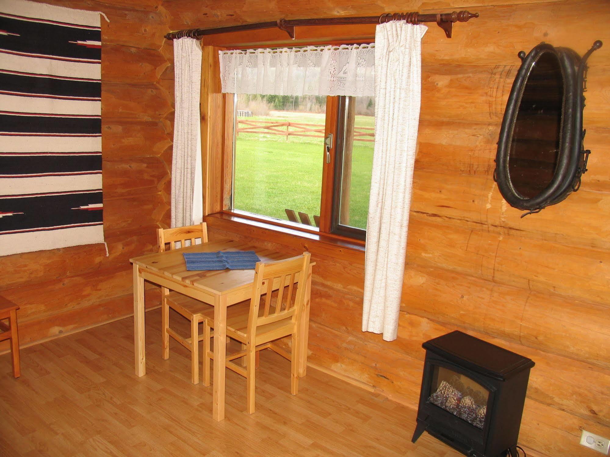 Wells Gray Guest Ranch Hotell Clearwater Eksteriør bilde