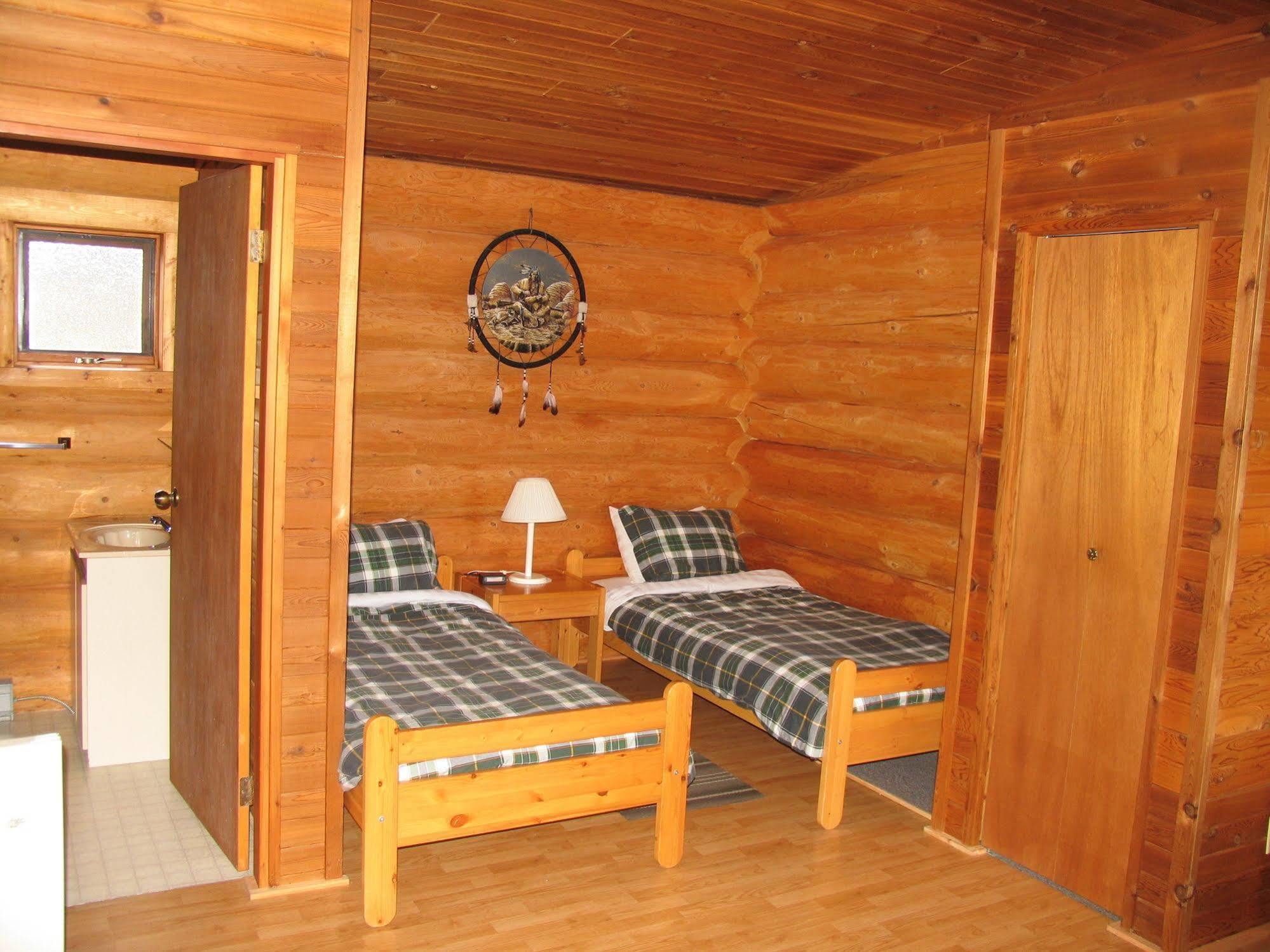 Wells Gray Guest Ranch Hotell Clearwater Eksteriør bilde