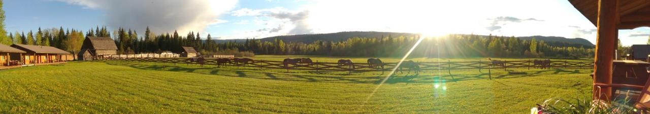 Wells Gray Guest Ranch Hotell Clearwater Eksteriør bilde