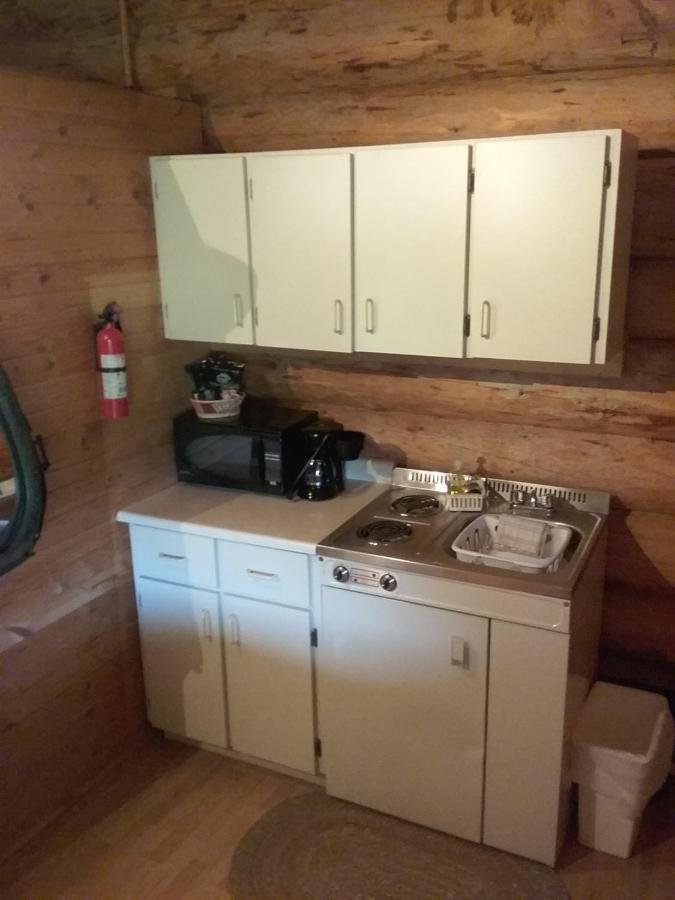 Wells Gray Guest Ranch Hotell Clearwater Eksteriør bilde